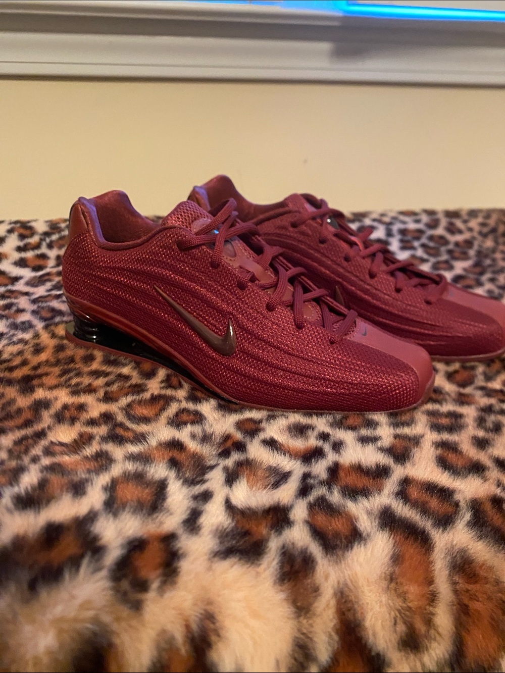 Nike Women’s Maroon Low-Profile Sneakers with Black Swoosh